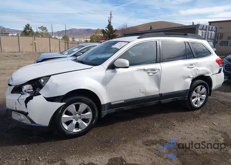 2012 Subaru Outback 2.5I Premium z USA, uszkodzony, nr VIN 4S4BRBCC9C3209638